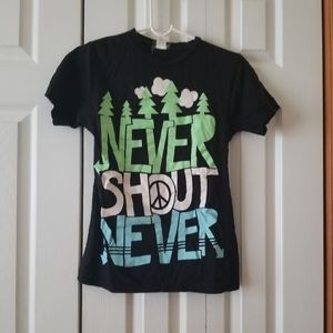 Hot Topic Warped Tour Never Shout Never band shirt